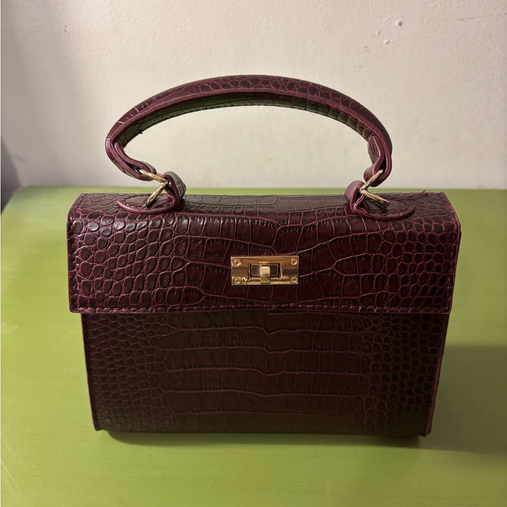 Elegant Burgundy Crocodile-Embossed Handbag